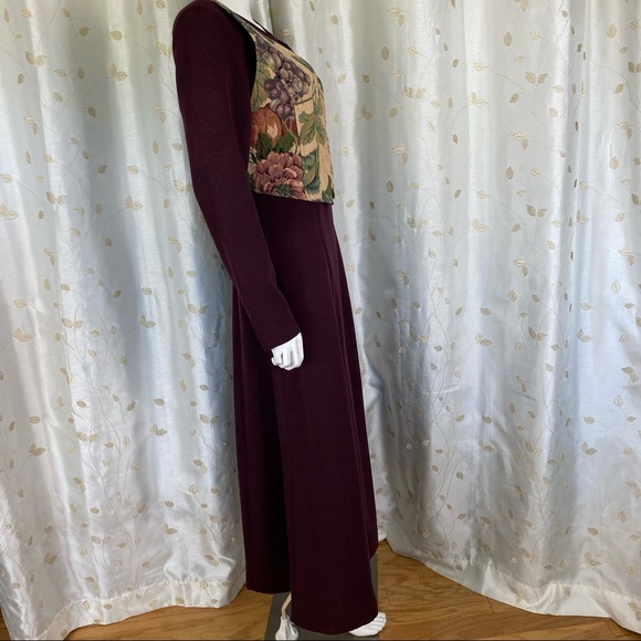 Vintages Vested Dress - Picture 12 of 12